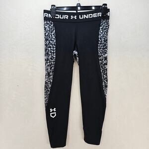 UNDER ARMOUR YOUTH LARGE BLACK GEO CAMO LEGGING USED